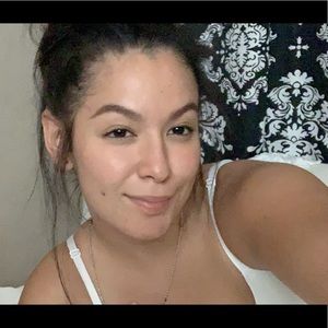 Meet your Posher, Daniella